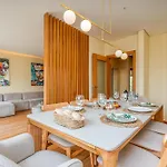 Host Wise Villa