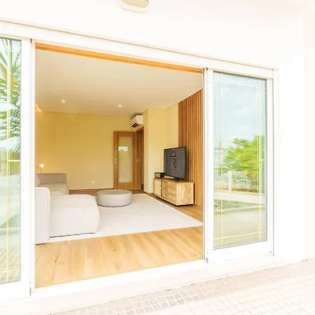 Host Wise Villa